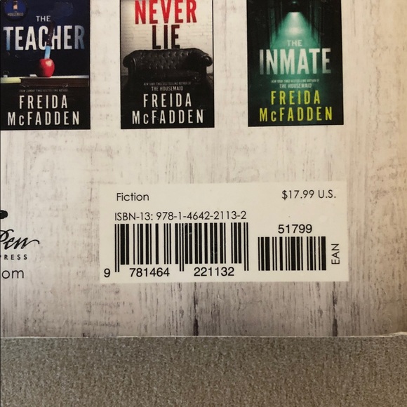 2 Freida McFadden Books - Picture 4 of 7